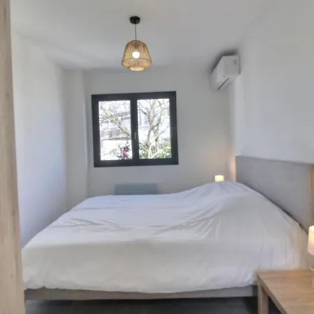 Вилла Maison T3 Avec Parking Prive